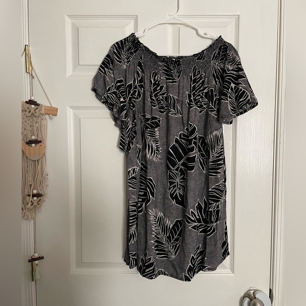 Blue Island Monochrome Leaf Pattern Off The Shoulder Dress Size Small